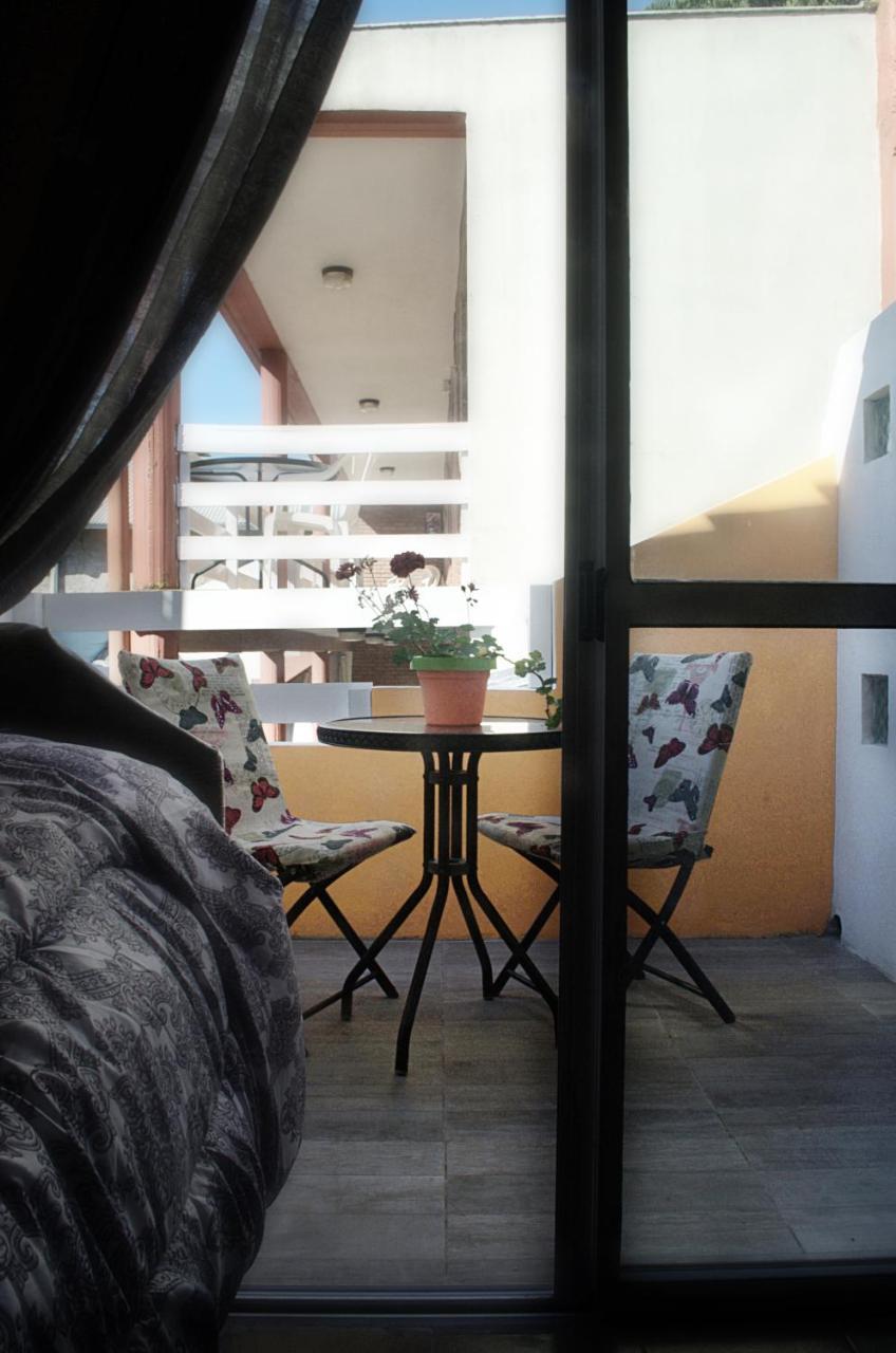 Hosteria Robert Villa Gesell Exterior foto